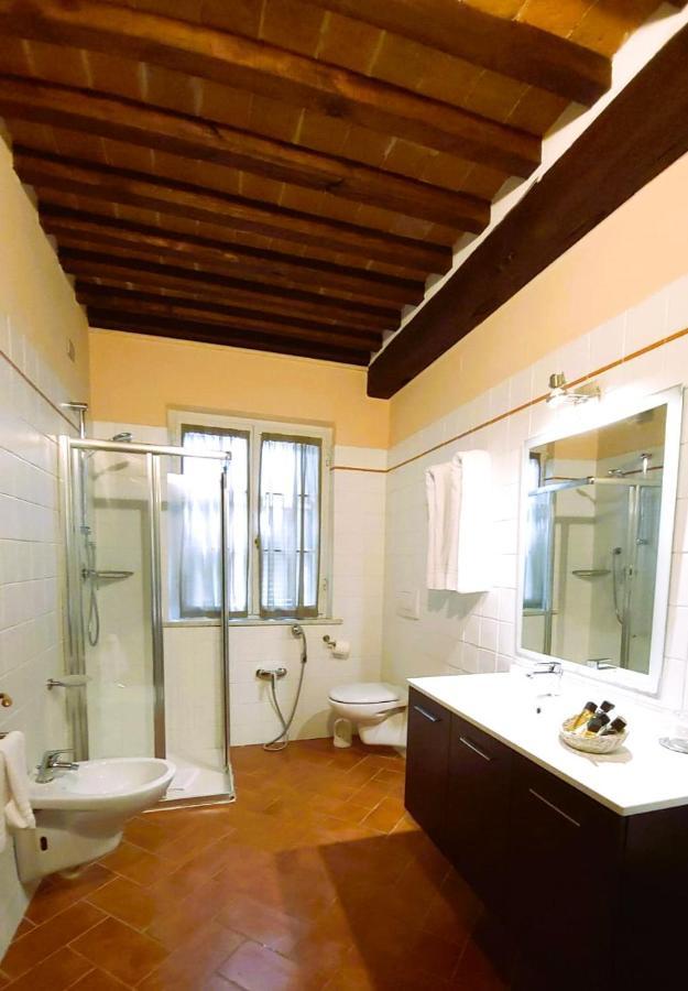& Hotel
